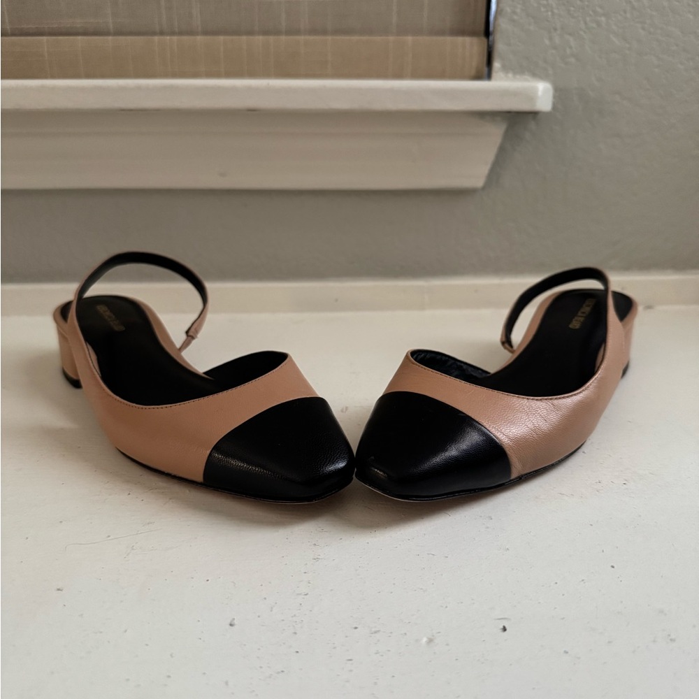 Veronica Beard Tan and Black Pointed-Toe Slingback Flats - Picture 15 of 15